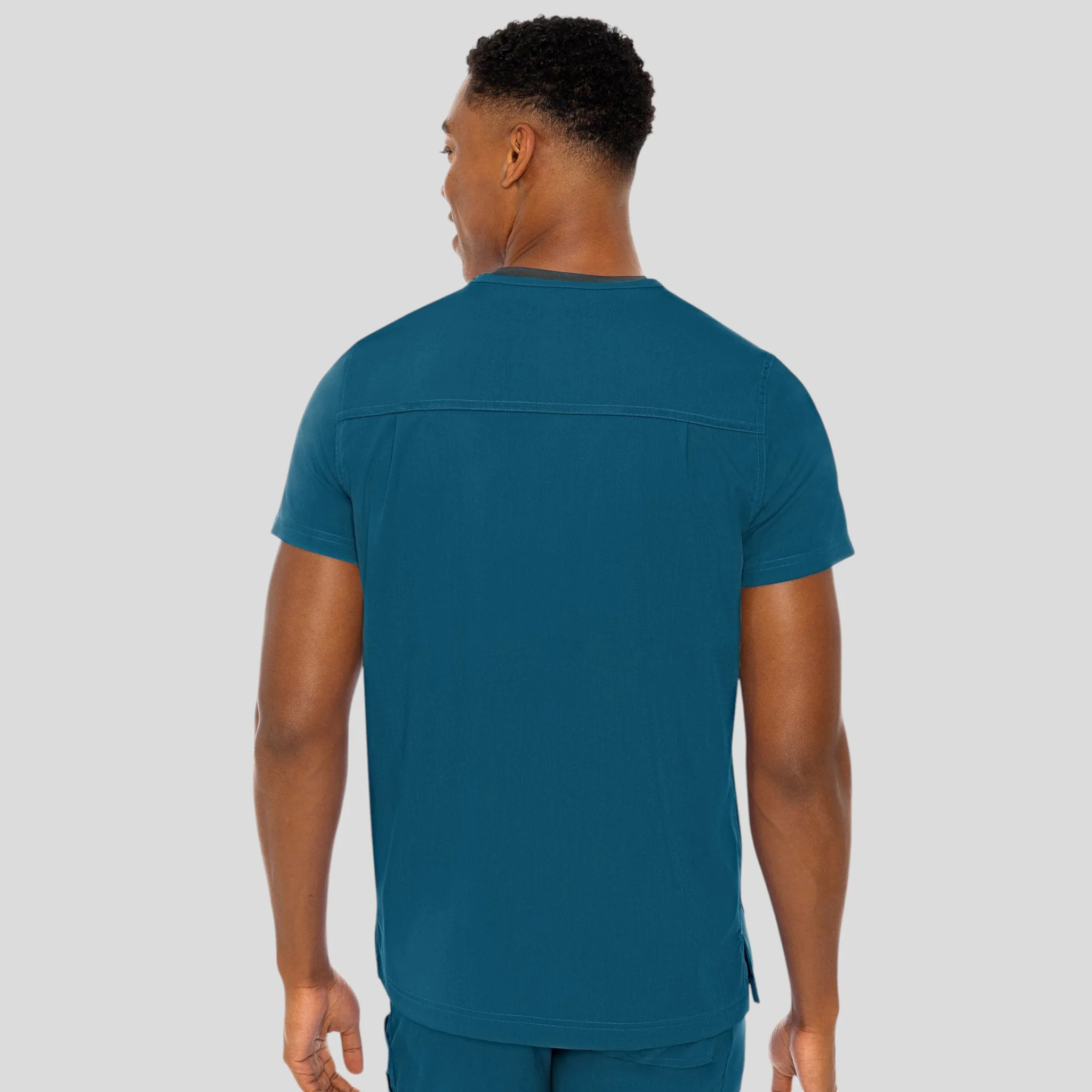 Scrub Top Med Couture for Men - Image 8
