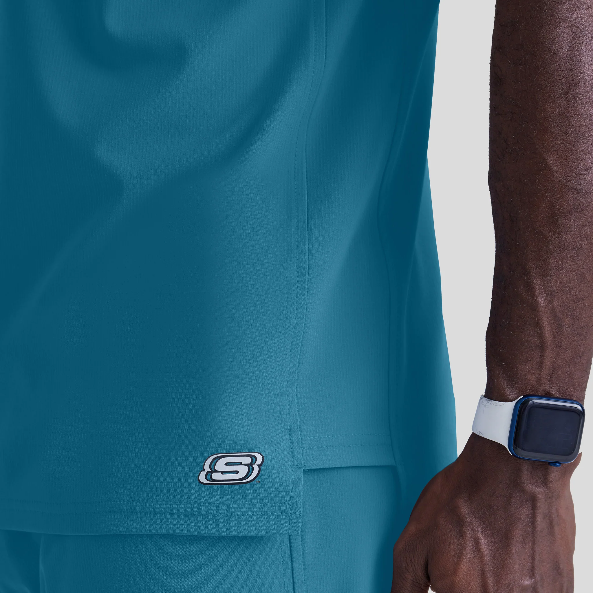 Scrub Top Skechers for Men - Image 4